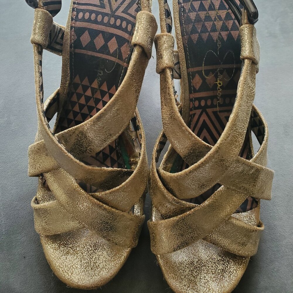 Jessica Simpson Gold Espadrille
